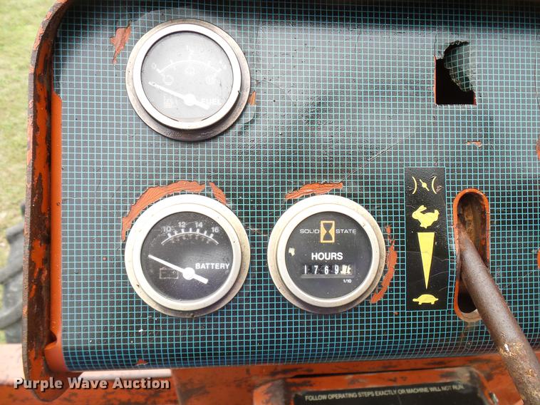 image for item DD5922 2000 Ditch Witch 3700DD trencher