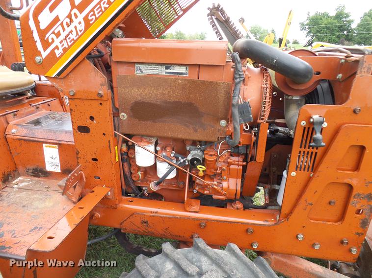image for item DD5922 2000 Ditch Witch 3700DD trencher