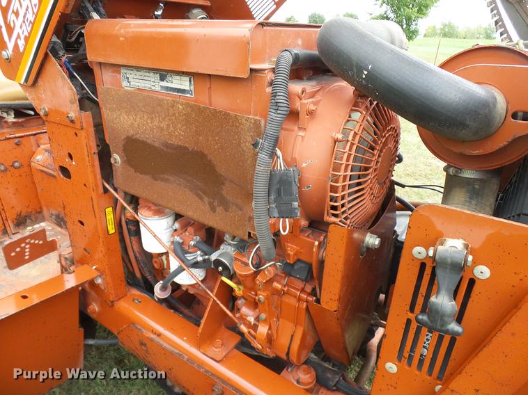 image for item DD5922 2000 Ditch Witch 3700DD trencher