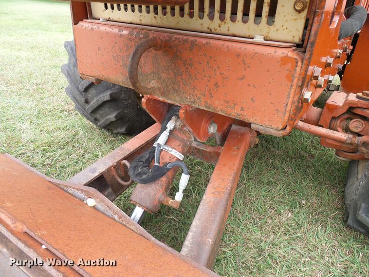 image for item DD5922 2000 Ditch Witch 3700DD trencher