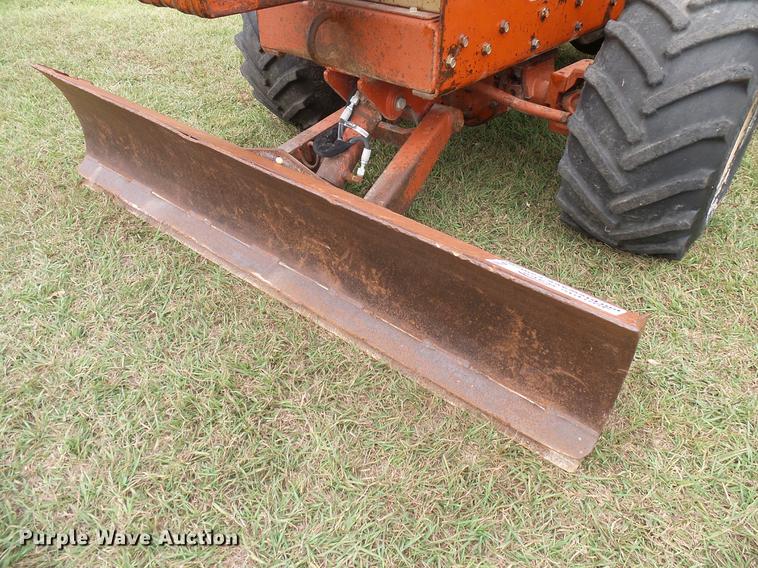 image for item DD5922 2000 Ditch Witch 3700DD trencher