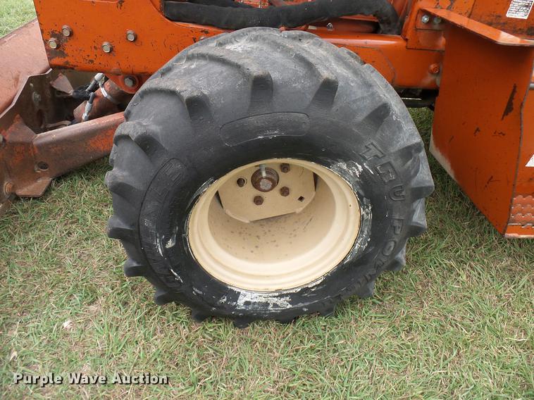 image for item DD5922 2000 Ditch Witch 3700DD trencher