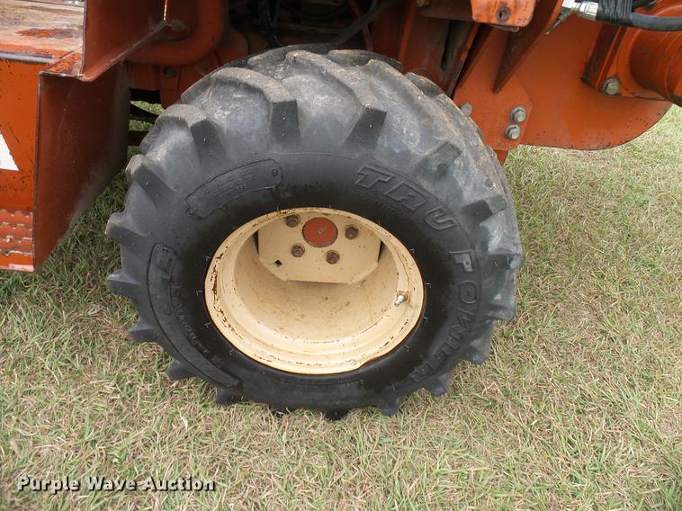 image for item DD5922 2000 Ditch Witch 3700DD trencher