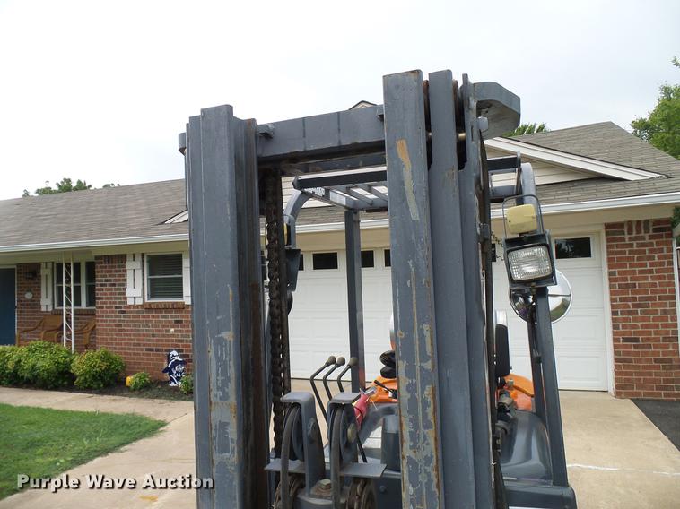 image for item DD5923 2012 Heli GPYD25-TY3 forklift