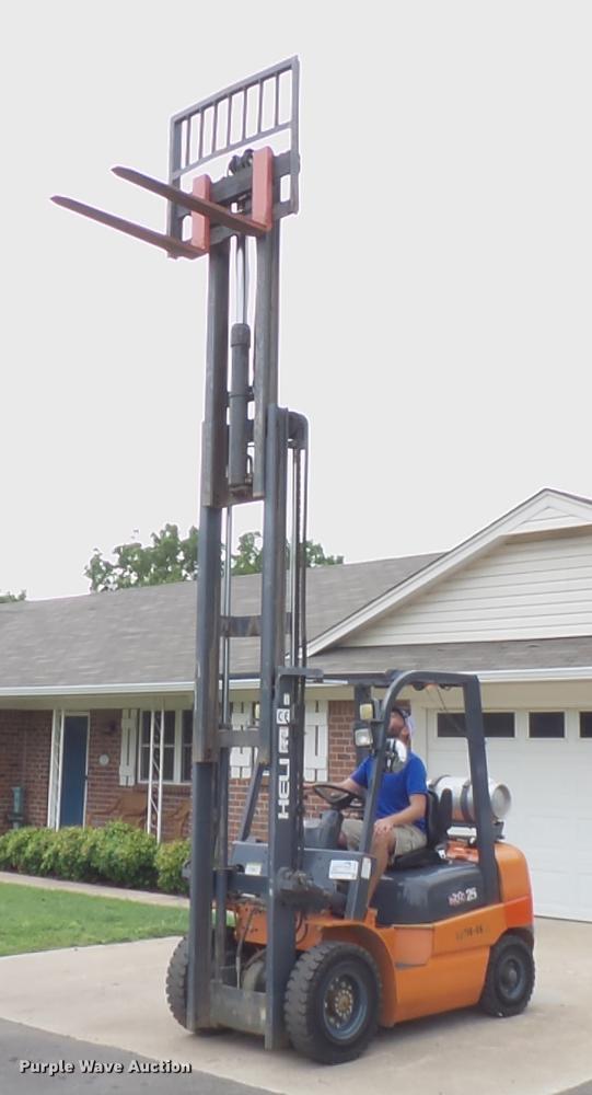 image for item DD5923 2012 Heli GPYD25-TY3 forklift
