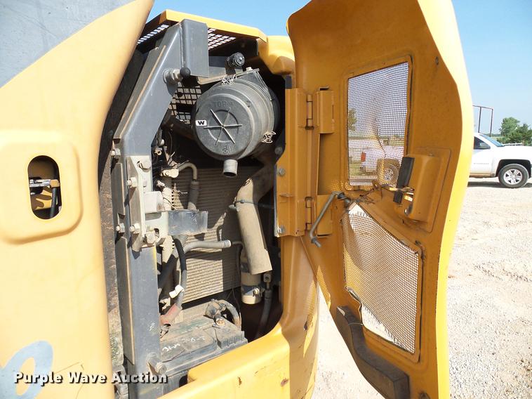 image for item DD5926 2006 Case CX80 mini excavator