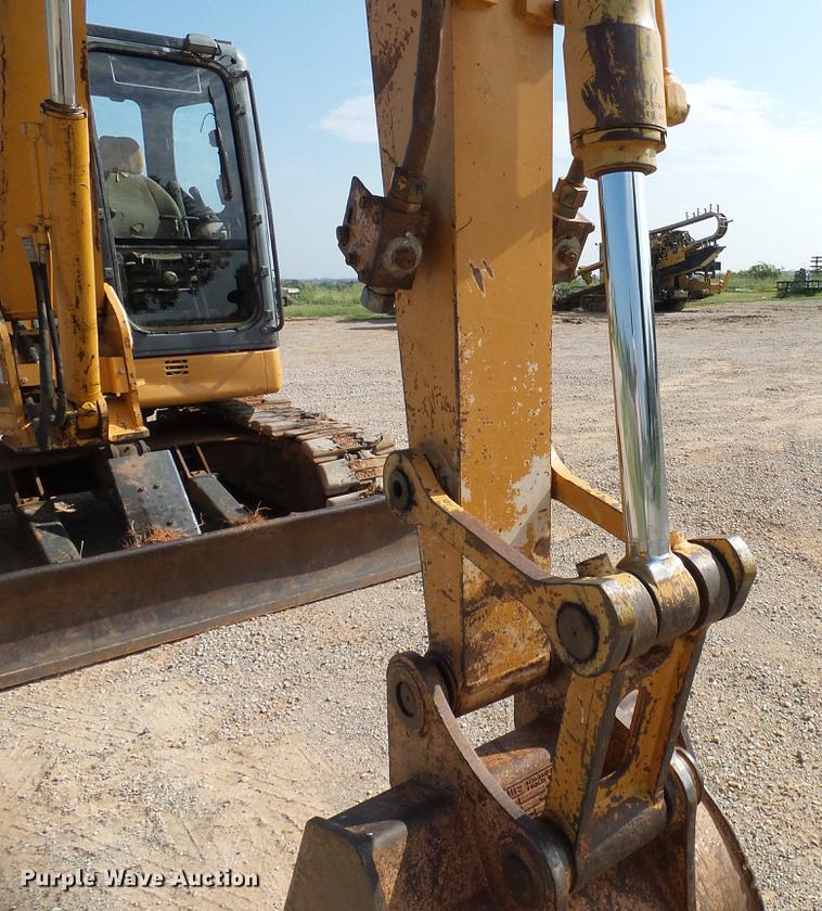 image for item DD5926 2006 Case CX80 mini excavator