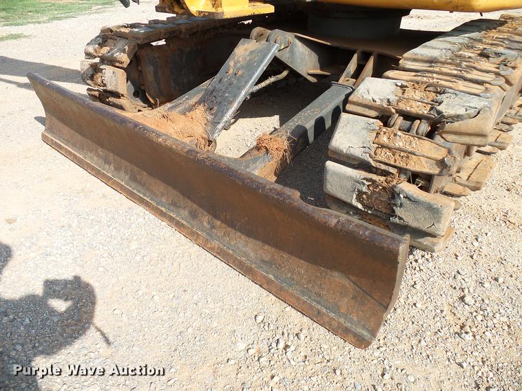 image for item DD5926 2006 Case CX80 mini excavator