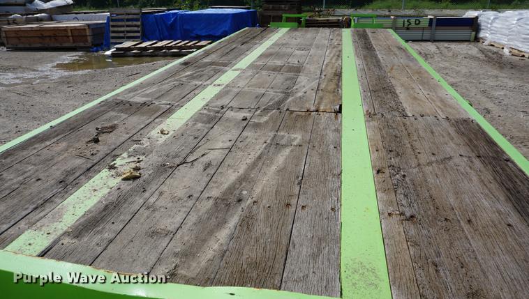 image for item DD6466 1993 Custom 20T242CAS equipment trailer