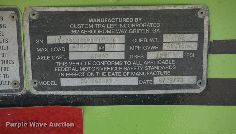 image for item DD6466 1993 Custom 20T242CAS equipment trailer
