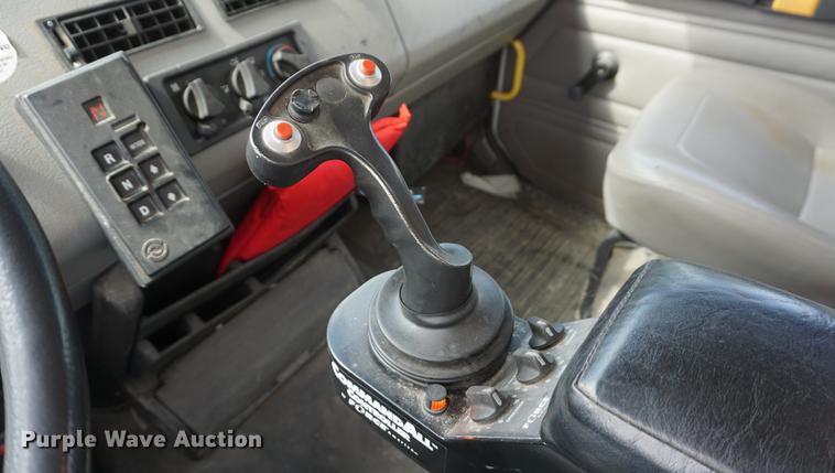 image for item DD6473 2003 Freightliner FL80 dump truck