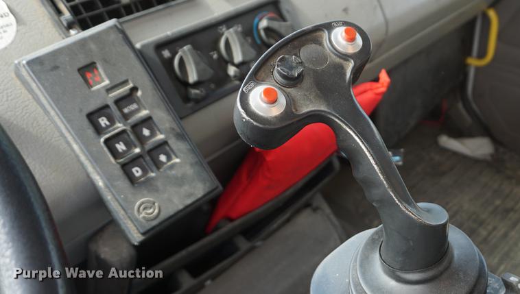 image for item DD6473 2003 Freightliner FL80 dump truck