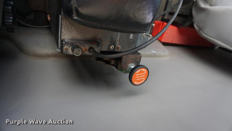 image for item DD6473 2003 Freightliner FL80 dump truck