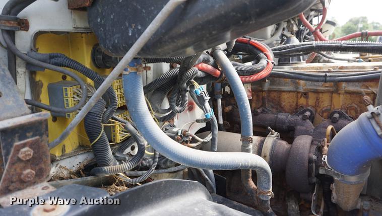 image for item DD6473 2003 Freightliner FL80 dump truck