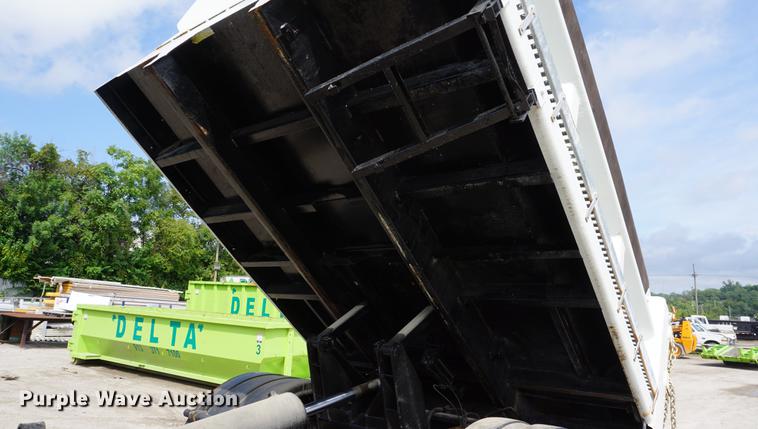 image for item DD6473 2003 Freightliner FL80 dump truck