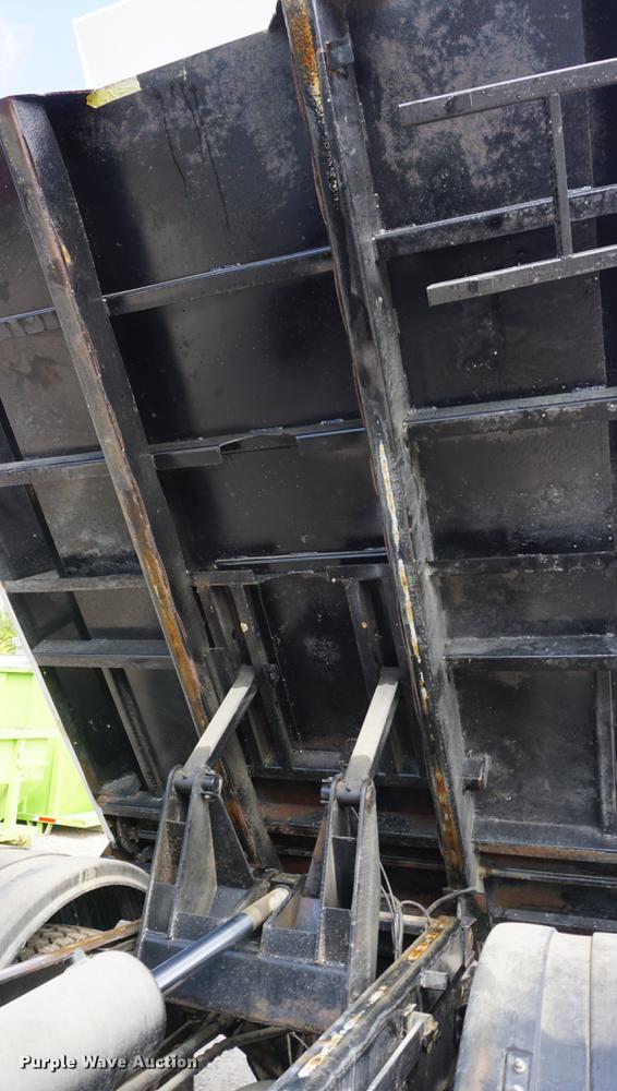 image for item DD6473 2003 Freightliner FL80 dump truck