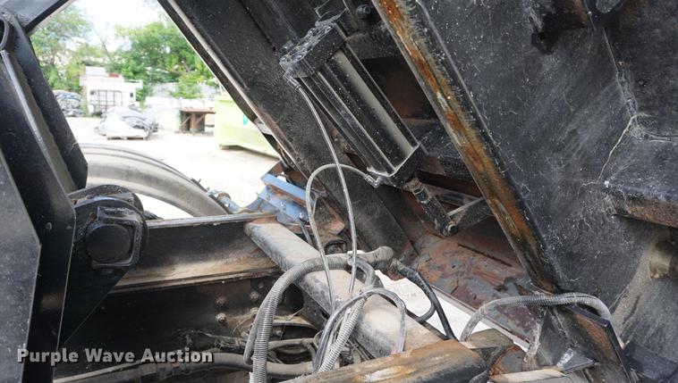 image for item DD6473 2003 Freightliner FL80 dump truck