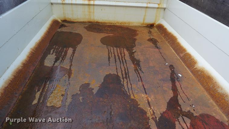 image for item DD6473 2003 Freightliner FL80 dump truck