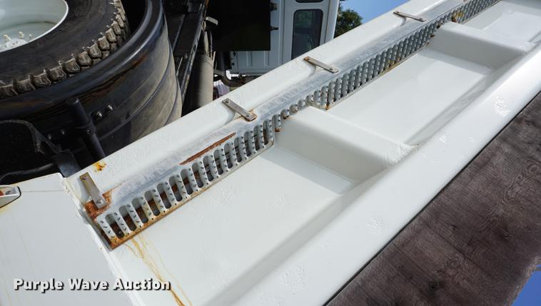 image for item DD6473 2003 Freightliner FL80 dump truck