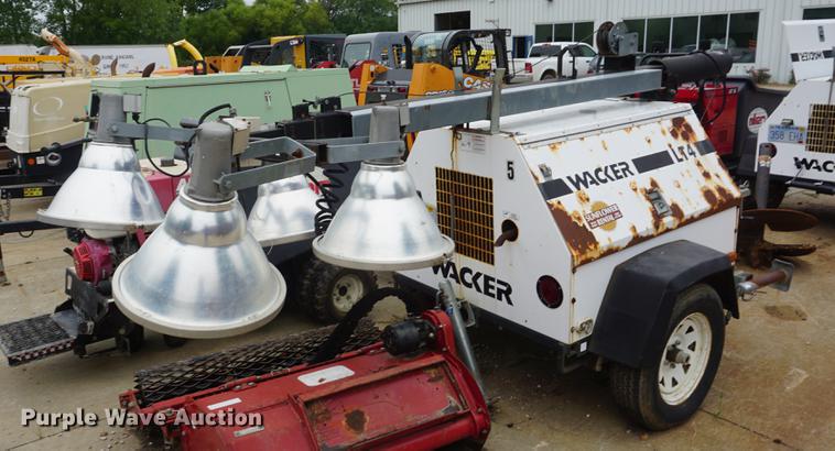 image for item DD6501 (2) Wacker light plants