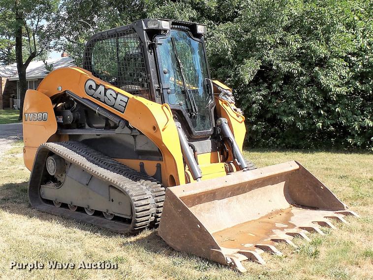 image for item DD7293 2015 Case TV380 skid steer