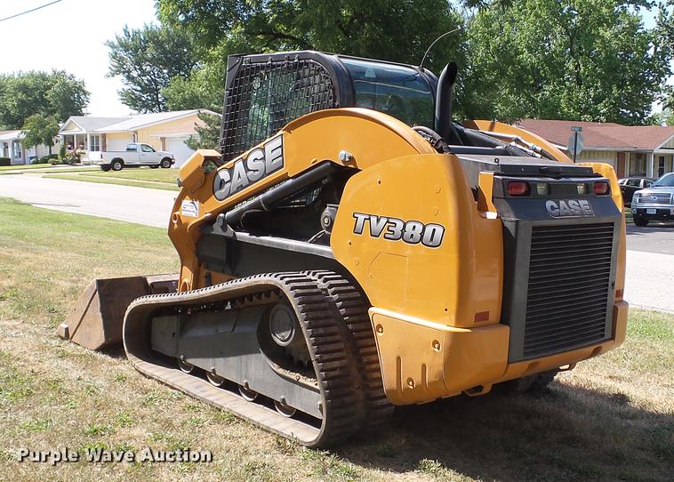 image for item DD7293 2015 Case TV380 skid steer