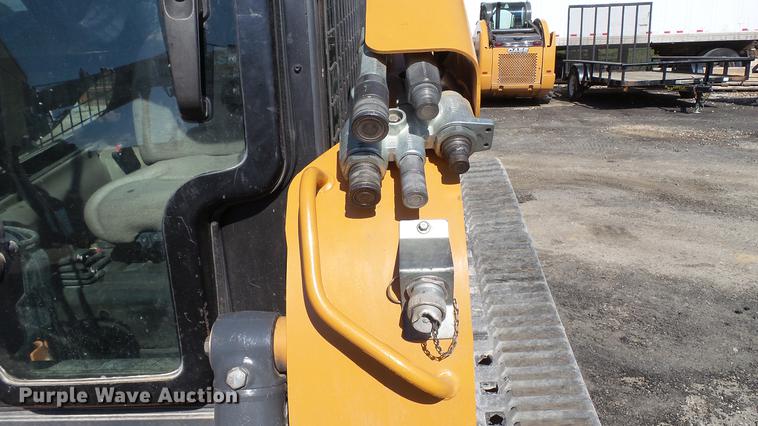 image for item DD7293 2015 Case TV380 skid steer
