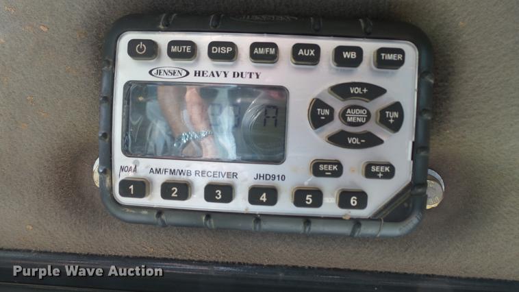 image for item DD7293 2015 Case TV380 skid steer