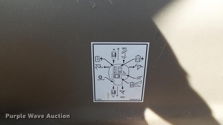 image for item DD7293 2015 Case TV380 skid steer