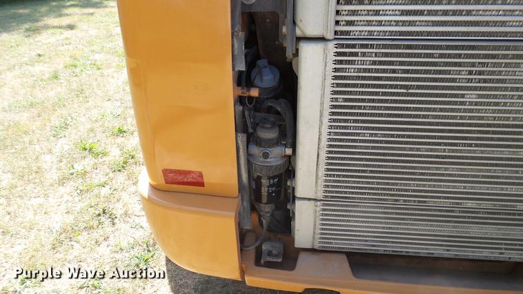 image for item DD7293 2015 Case TV380 skid steer