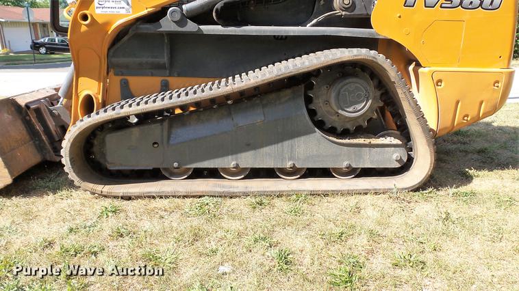 image for item DD7293 2015 Case TV380 skid steer