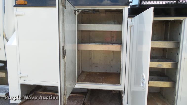 image for item DD7298 2002 Sterling Acterra service truck