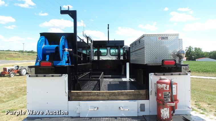 image for item DD7298 2002 Sterling Acterra service truck