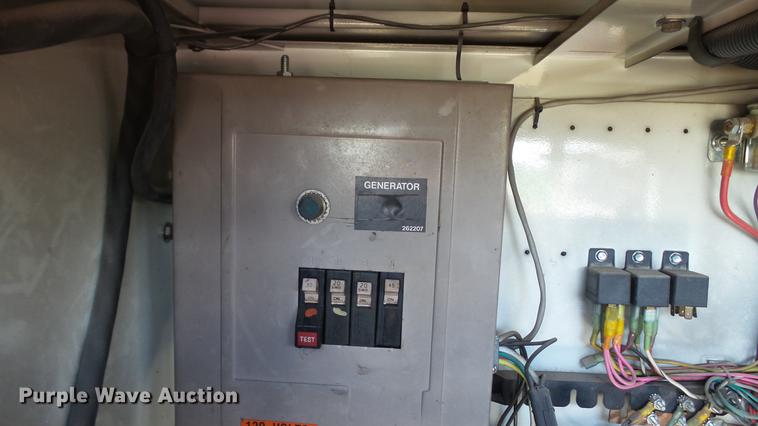 image for item DD7298 2002 Sterling Acterra service truck