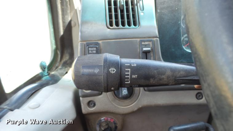 image for item DD7298 2002 Sterling Acterra service truck