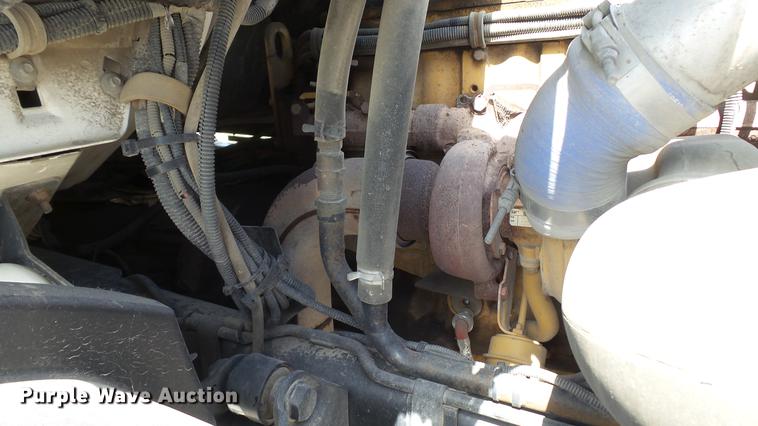 image for item DD7298 2002 Sterling Acterra service truck