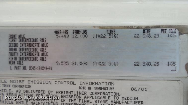 image for item DD7298 2002 Sterling Acterra service truck