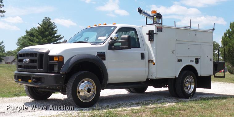 image for item DD7333 2008 Ford F550 Super Duty XL utility bed truck with crane