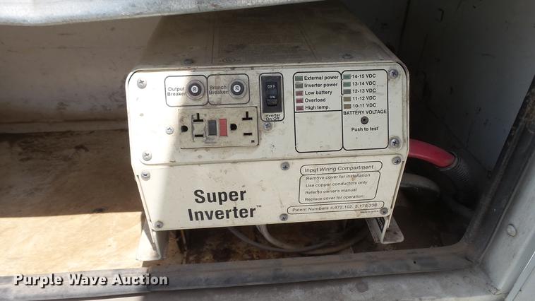 image for item DD7333 2008 Ford F550 Super Duty XL utility bed truck with crane