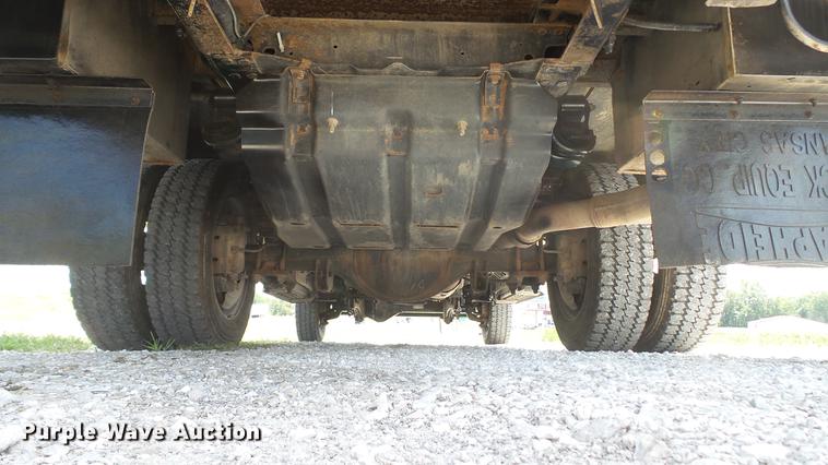 image for item DD7333 2008 Ford F550 Super Duty XL utility bed truck with crane