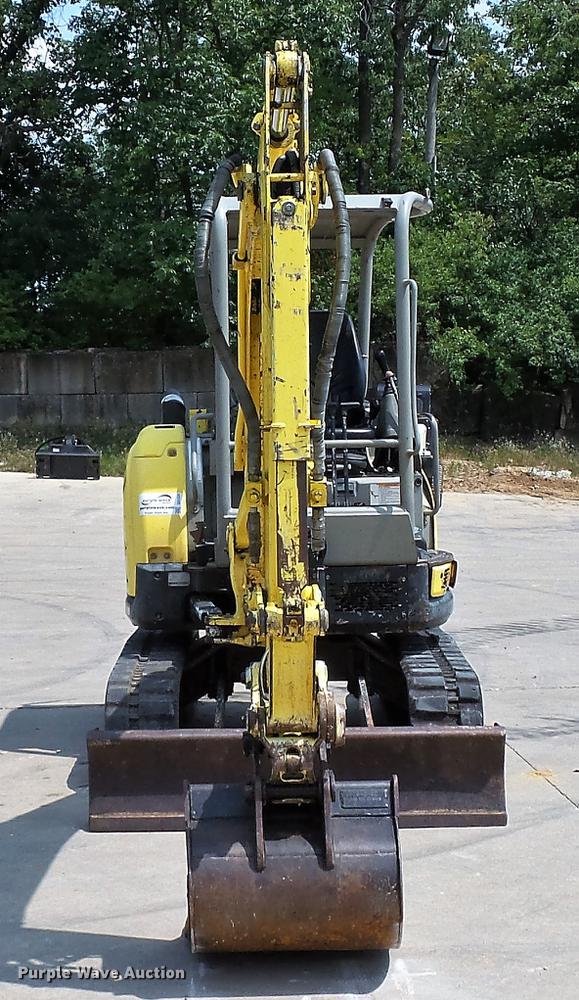 image for item DD7339 2008 Yanmar VIO35-5 mini excavator