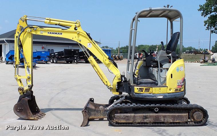 image for item DD7339 2008 Yanmar VIO35-5 mini excavator