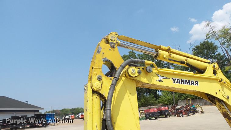 image for item DD7339 2008 Yanmar VIO35-5 mini excavator