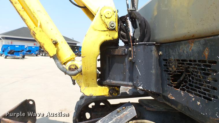 image for item DD7339 2008 Yanmar VIO35-5 mini excavator