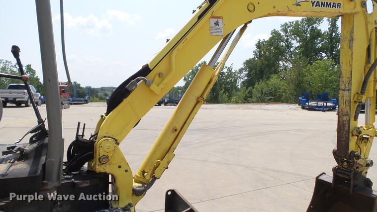 image for item DD7339 2008 Yanmar VIO35-5 mini excavator