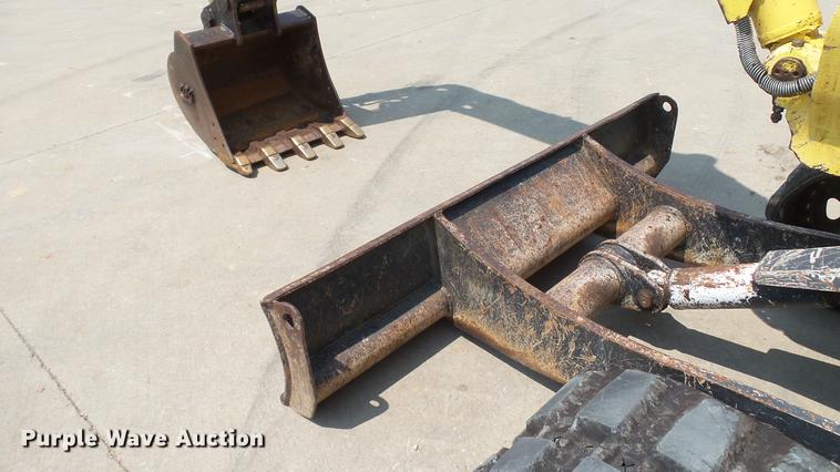 image for item DD7339 2008 Yanmar VIO35-5 mini excavator