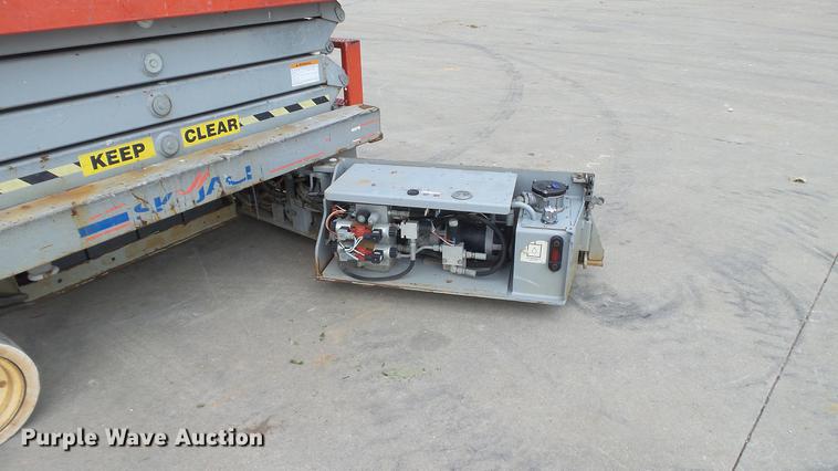 image for item DD7340 2008 Sky Jack SJIII 3219 scissor lift