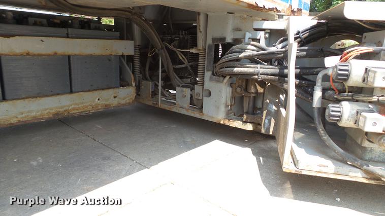 image for item DD7341 2008 Sky Jack SJIII 3219 scissor lift