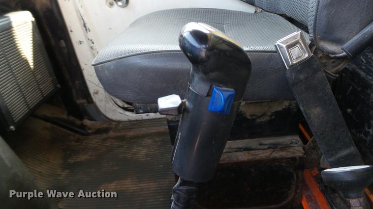 image for item DD7359 1989 Ford LT9000 dump truck