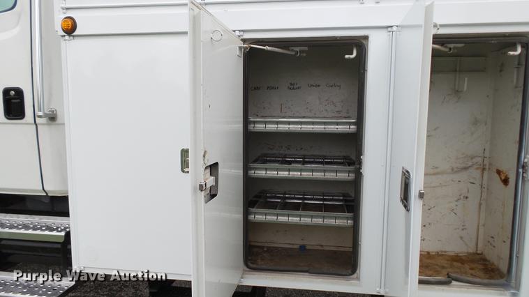 image for item DD7366 2001 Freightliner FL70 service truck